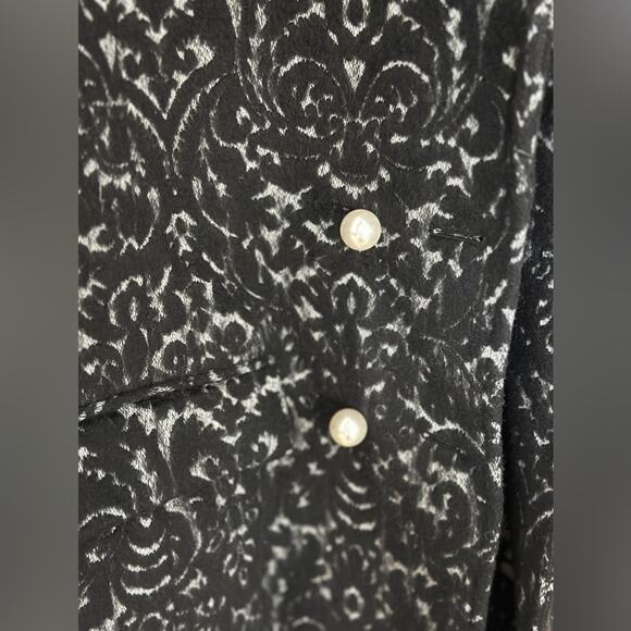 Free press textured blazer jacket. Size L - Picture 3 of 10